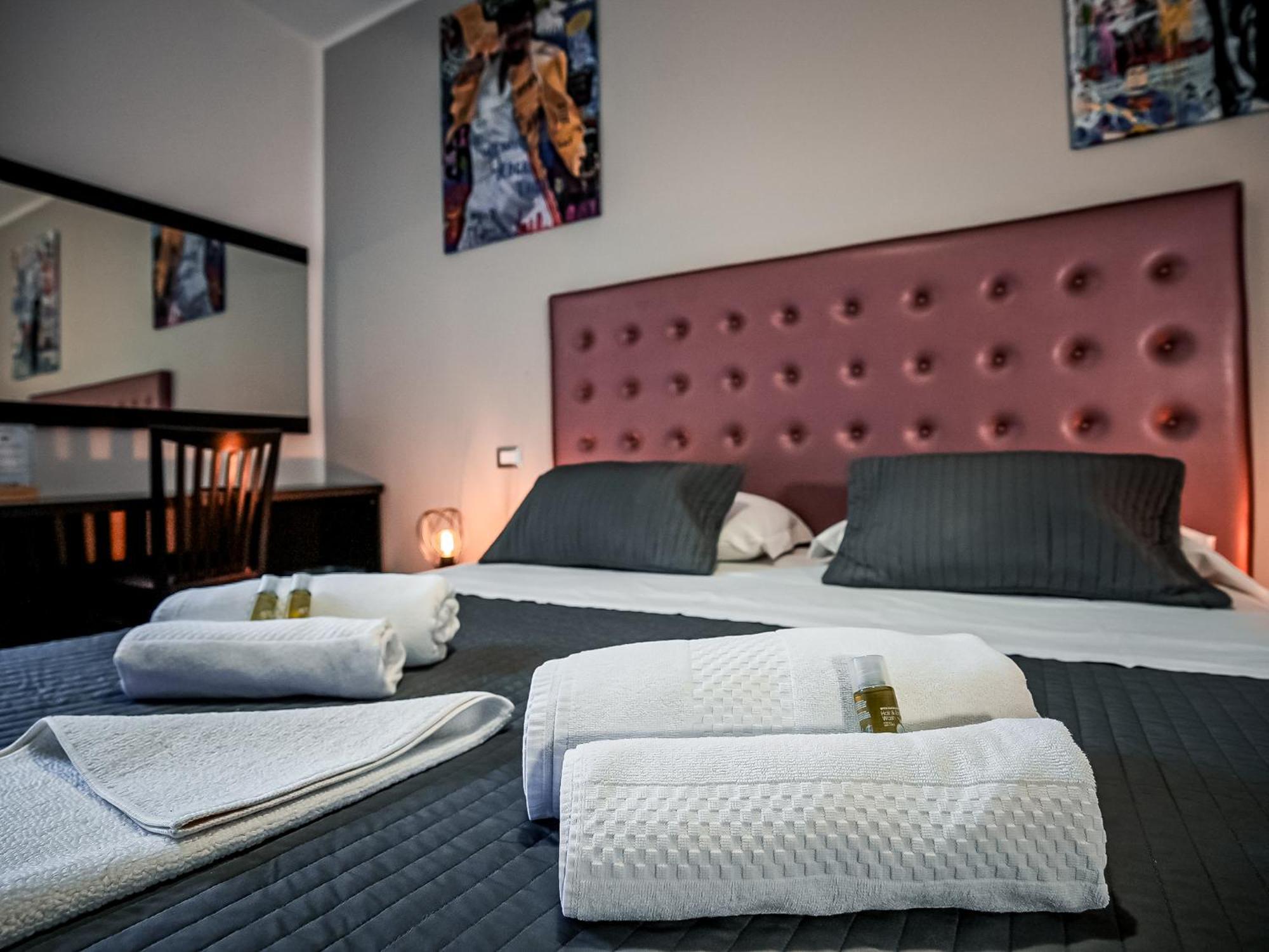 Casa Celestina Bed & Breakfast Roma Dış mekan fotoğraf